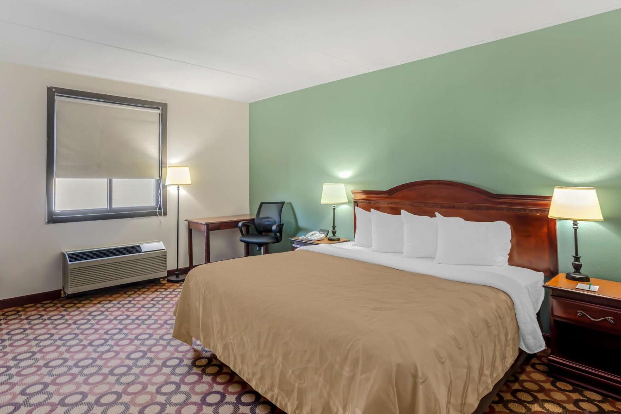 Quality Inn Enola - Harrisburg Exteriör bild