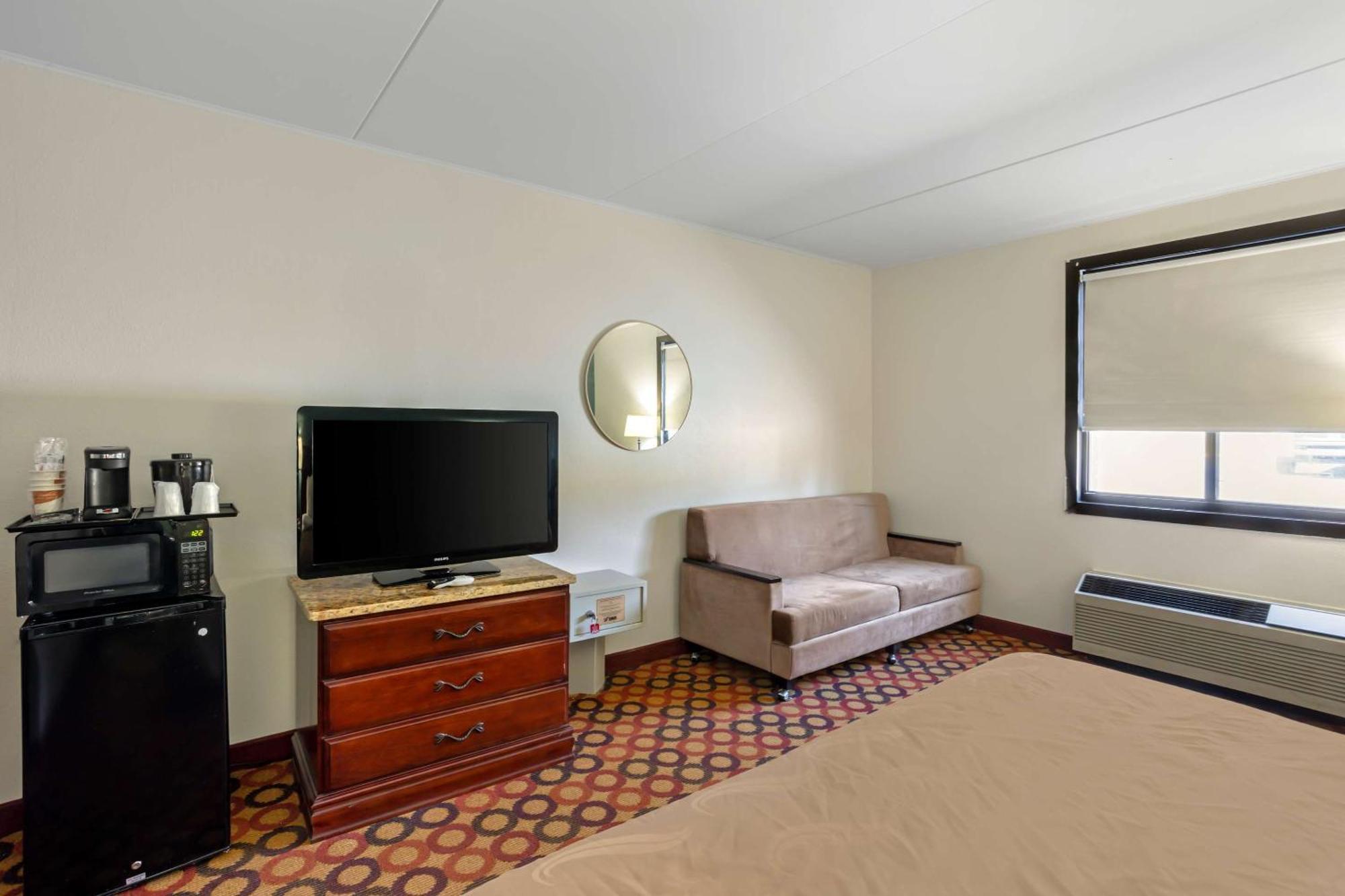 Quality Inn Enola - Harrisburg Exteriör bild