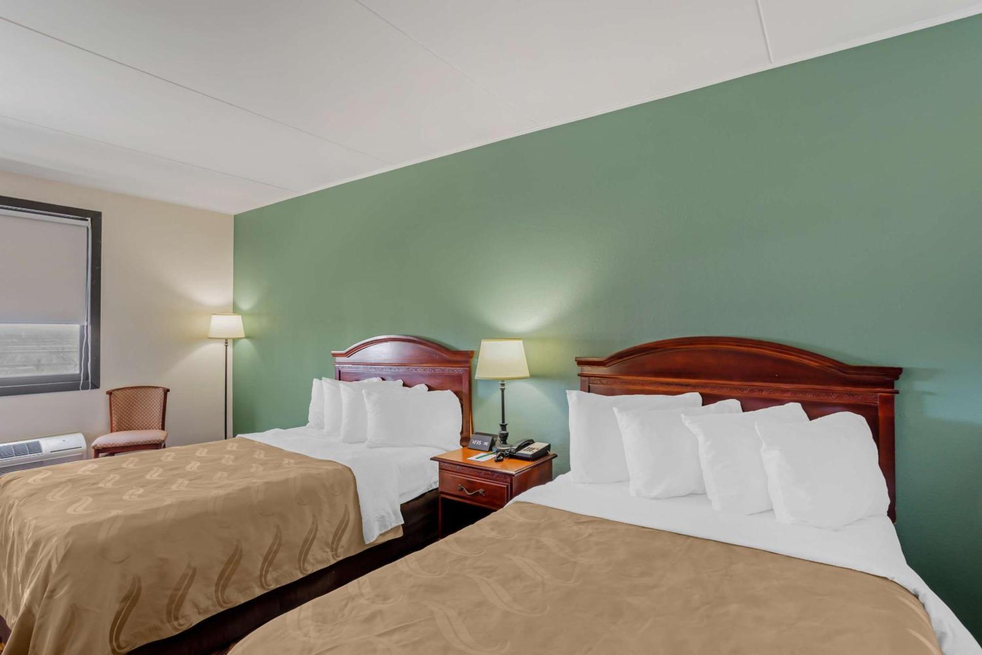 Quality Inn Enola - Harrisburg Exteriör bild