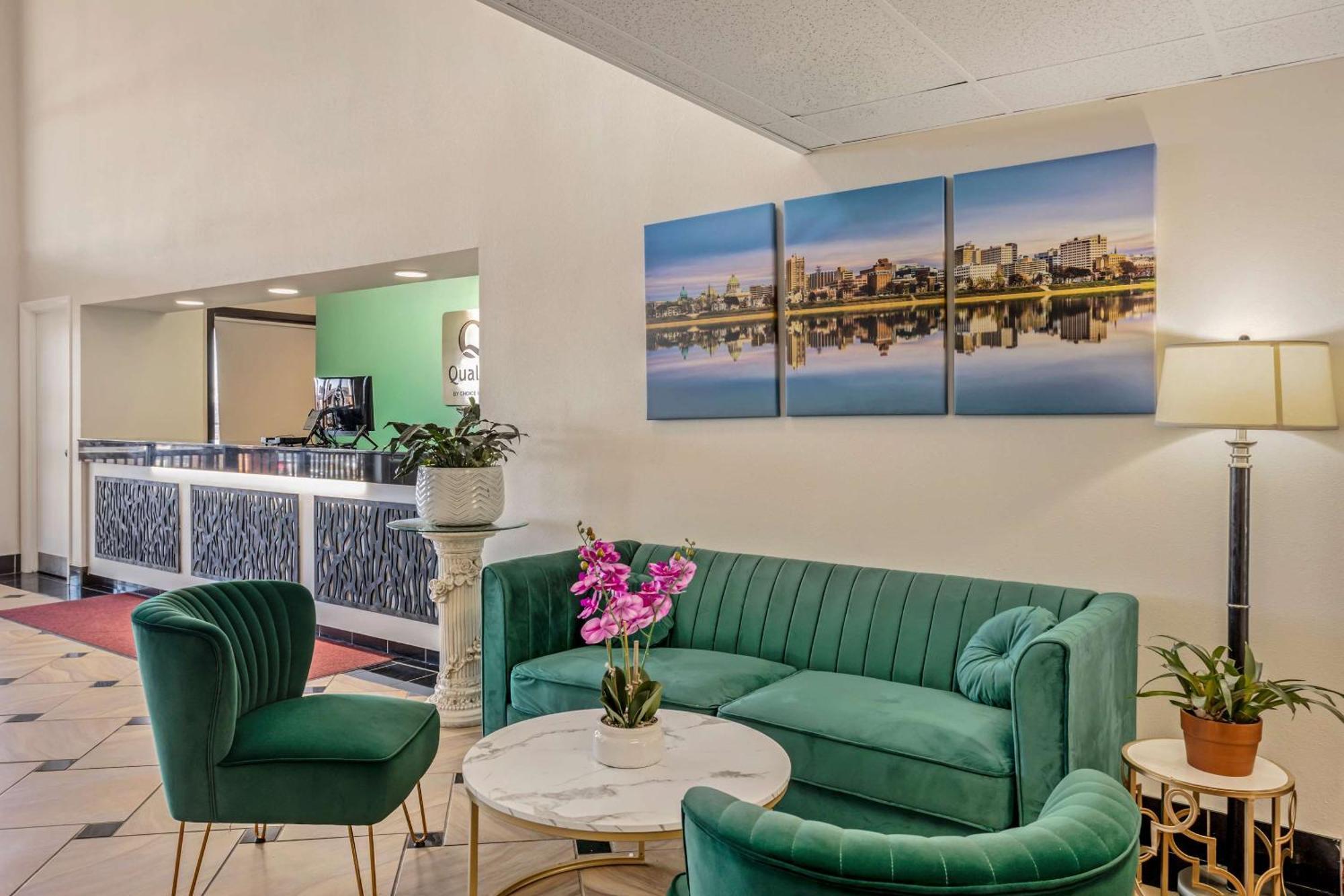 Quality Inn Enola - Harrisburg Exteriör bild