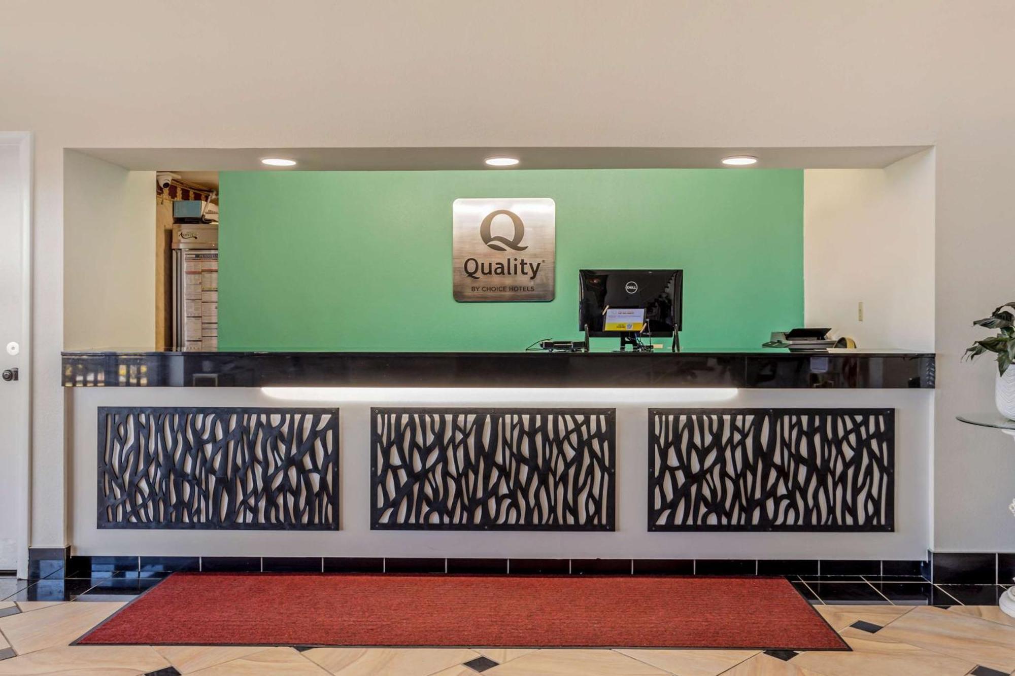 Quality Inn Enola - Harrisburg Exteriör bild