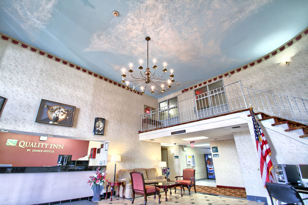 Quality Inn Enola - Harrisburg Exteriör bild