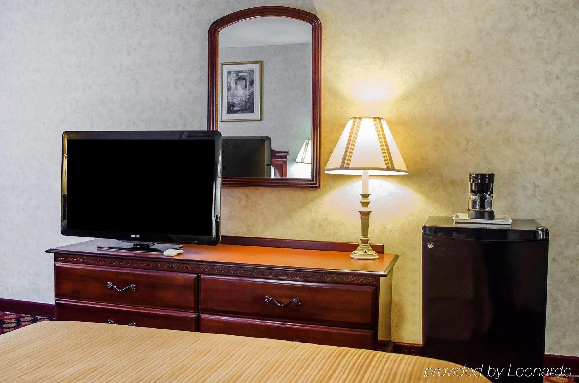 Quality Inn Enola - Harrisburg Exteriör bild